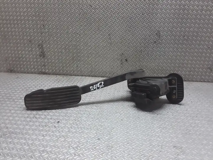 Volvo S60 (2000 - 2004) 6PV00853701 Педаль акселератора — фото 1