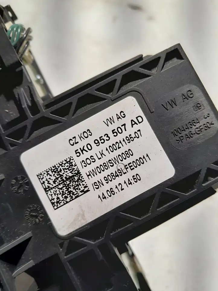 Volkswagen Caddy (2010 - 2015) 5K0953507AD Контактное кольцо SRS — фото 3