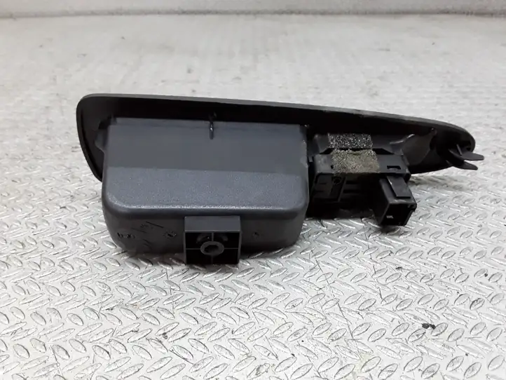 Citroen C4 (2004 - 2008) Блок кнопок стеклоподъемников — фото 2