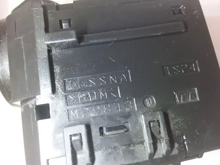 Honda CR-V (2006 - 2009)  M29843 Ручка стеклоочистителей