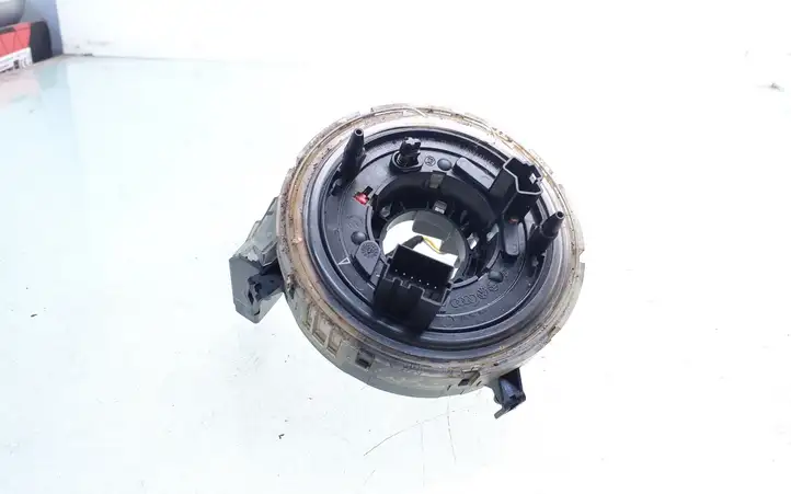 Audi A4 S4 B6 8E 8H (2000 - 2006) 8E0953541C Контактное кольцо SRS — фото 1