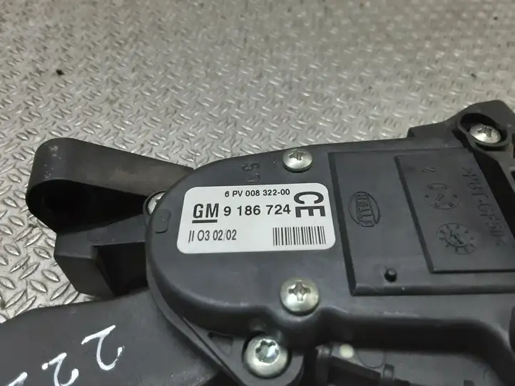 Opel Vectra C (2002 - 2005) 9186724 Педаль акселератора — фото 2