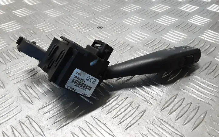 Seat Altea (2004 - 2009)  1K0953513A Ручка поворотов/ фонарей