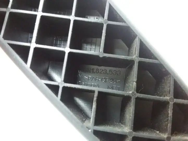 Skoda Rapid (NH) (2012 - 2019) 6R1823533 Ручка открытия капота — фото 3