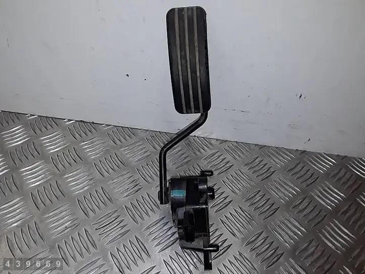 Renault Scenic II - Grand scenic II (2003 - 2006) 8200159647 Педаль акселератора — фото 1