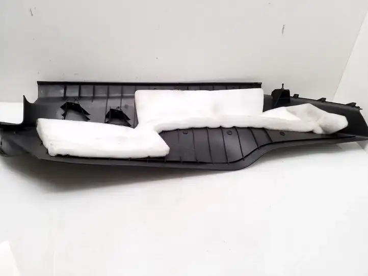 Volkswagen Tiguan (2007 - 2011) 5N0867765 Верхняя боковая отделка заднего сиденья — фото 3
