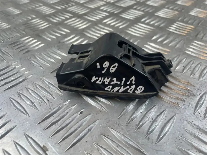 Suzuki Grand Vitara (2005 - 2008)   Ручка капота