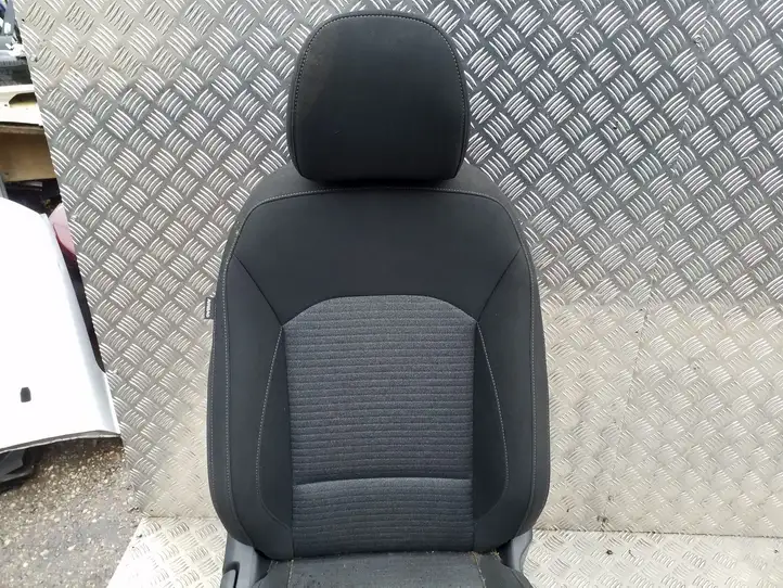 Kia Soul (2019 - ) Переднее сиденье пассажира — фото 4