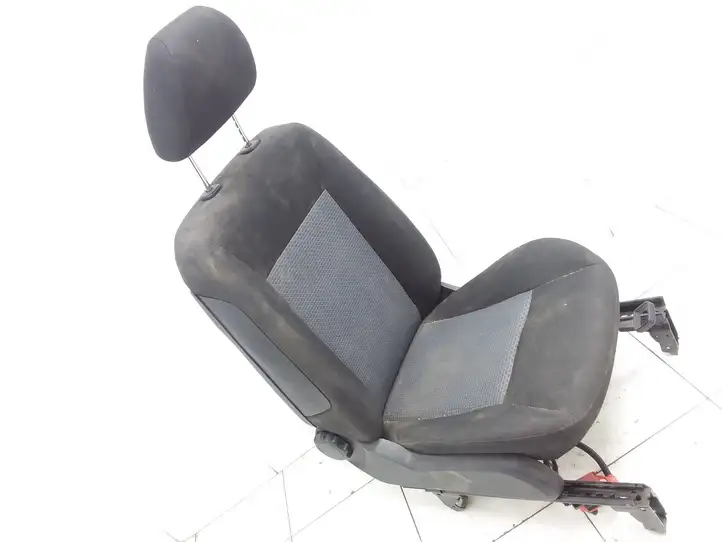 Mercedes-Benz A W169 (2004 - 2012) 906171102 Переднее сиденье пассажира — фото 1