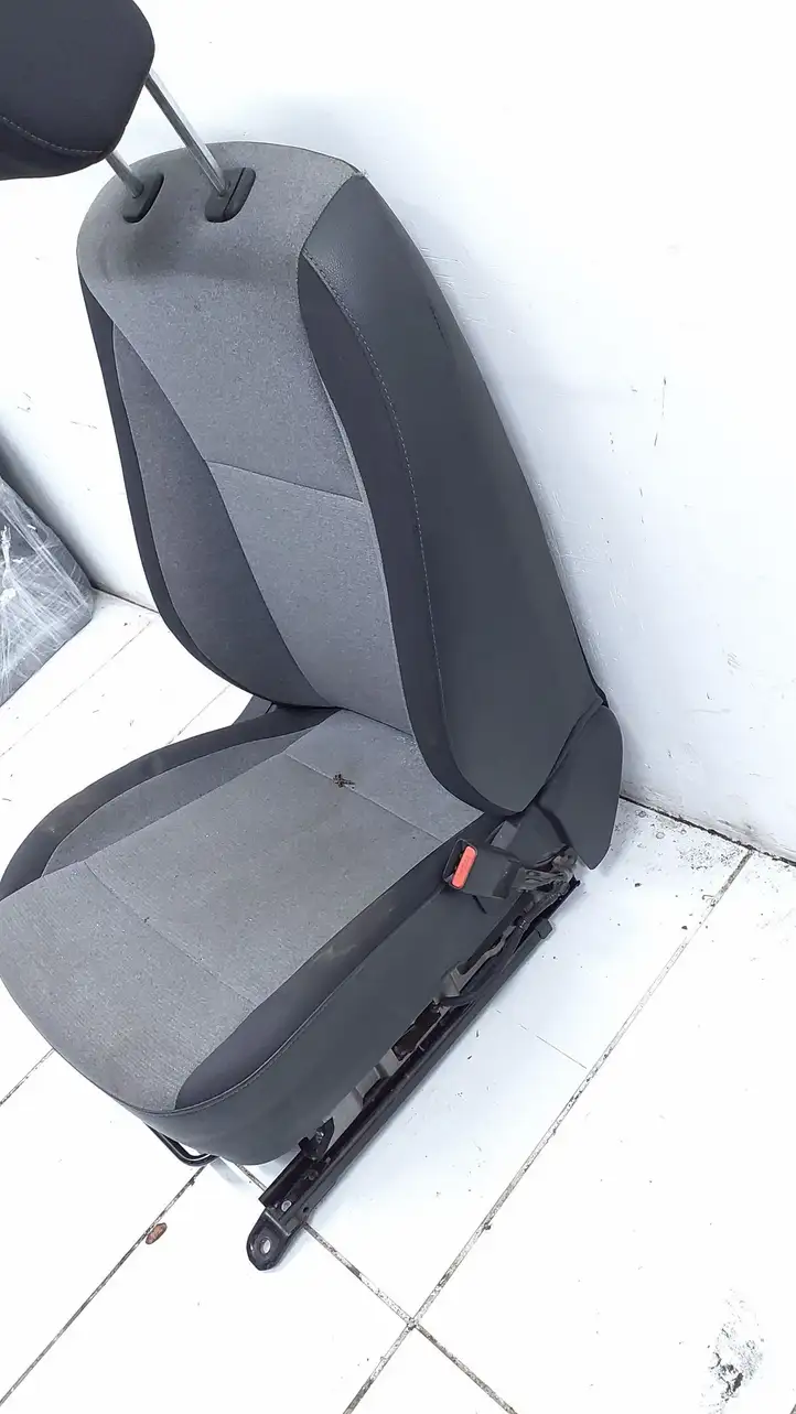 Hyundai i20 (GB IB) (2014 - 2018) 88501GB520 Переднее сиденье пассажира — фото 5