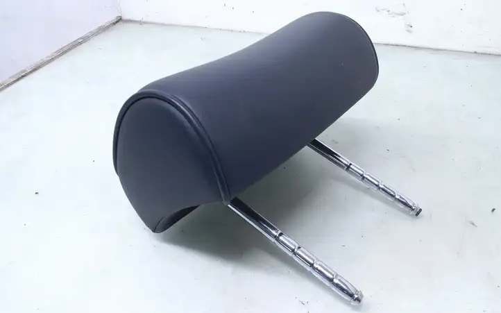 Volkswagen Phaeton (2002 - 2008)   Подголовник заднего сиденья