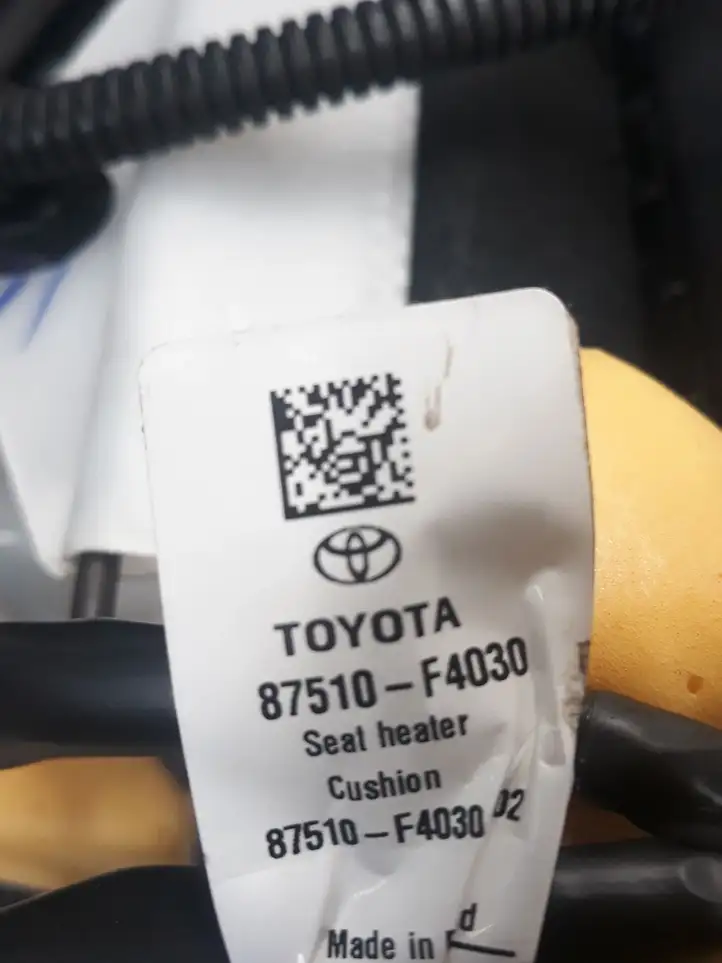 Toyota C-HR I (2016 - 2022) 87510F4030 Переднее сиденье пассажира — фото 7