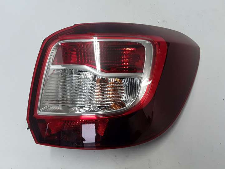 Dacia Sandero (2016 - )  265500465R Задний фонарь в кузове