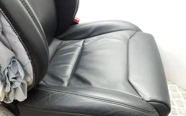 Tesla Model X (2015 - 2021) Переднее сиденье пассажира — фото 10