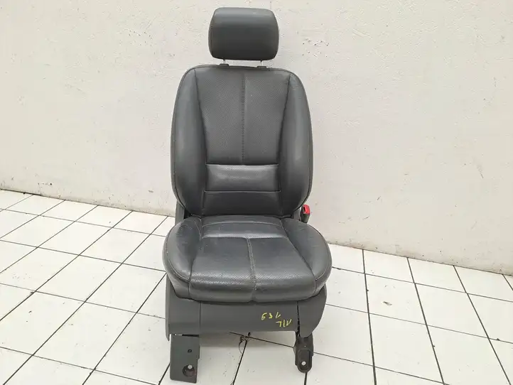 Mercedes-Benz ML W163 (1997 - 2005) A1639100050 Переднее сиденье пассажира — фото 1