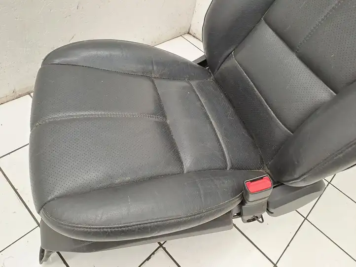 Mercedes-Benz ML W163 (1997 - 2005) A1639100050 Переднее сиденье пассажира — фото 20