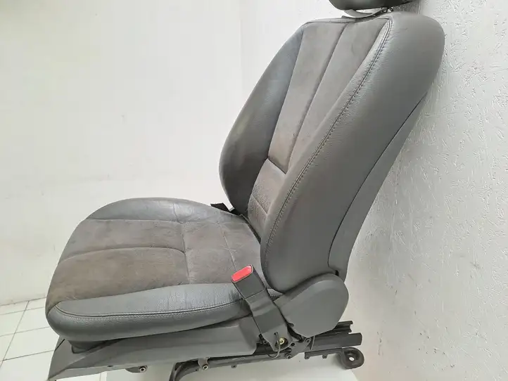 Mercedes-Benz ML W163 (1997 - 2005) A1639100050 Переднее сиденье пассажира — фото 47