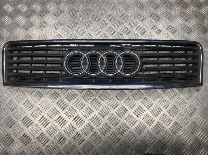 4B0853651F Audi A6 S6 C5 4B Grotelės priekinės