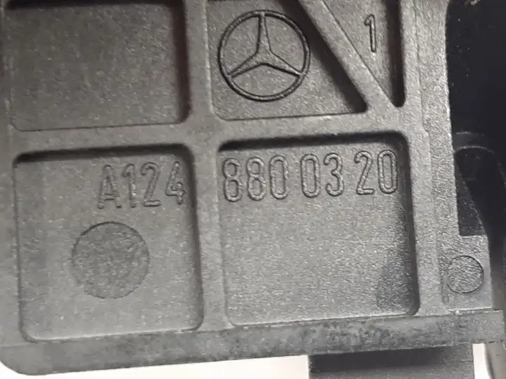 Mercedes-Benz E W212 (2009 - 2016) A1248800320 Ручка открытия капота — фото 3
