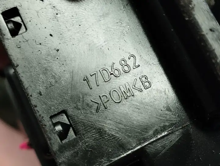 Mazda 5 (2005 - 2010)  17D682 Ручка поворотов/ фонарей