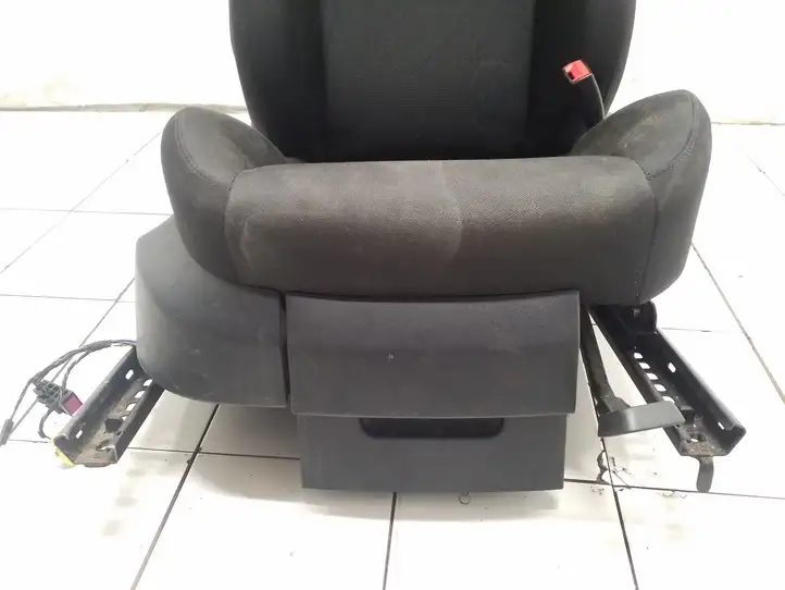 Seat Altea (2004 - 2009) Переднее сиденье пассажира — фото 14