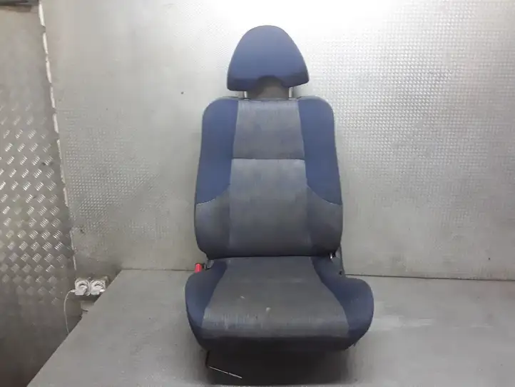 Honda HR-V (1998 - 2005) Переднее сиденье водителя — фото 1