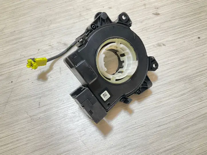Nissan Juke I F15 (2010 - 2018) Контактное кольцо SRS — фото 2