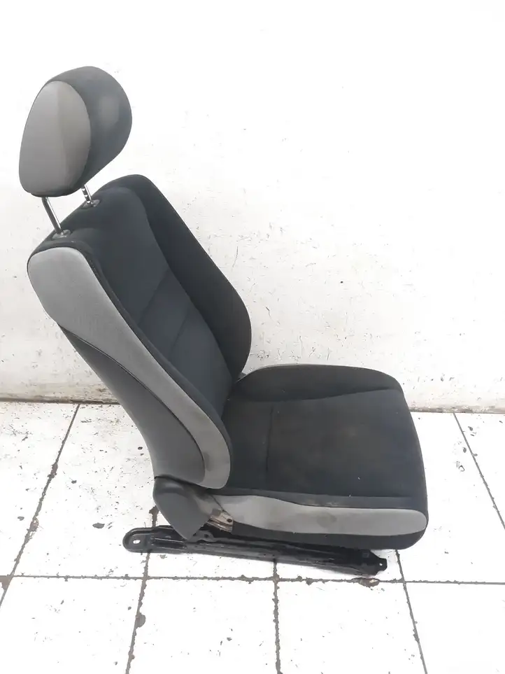 Honda Civic (2006 - 2011) 81500SMGG210 Переднее сиденье водителя — фото 2