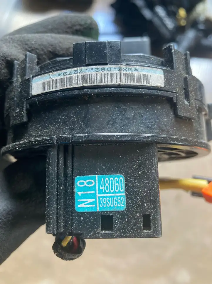 Lexus RX 330 - 350 - 400H (2003 - 2006) 39SUG52 Контактное кольцо SRS — фото 2