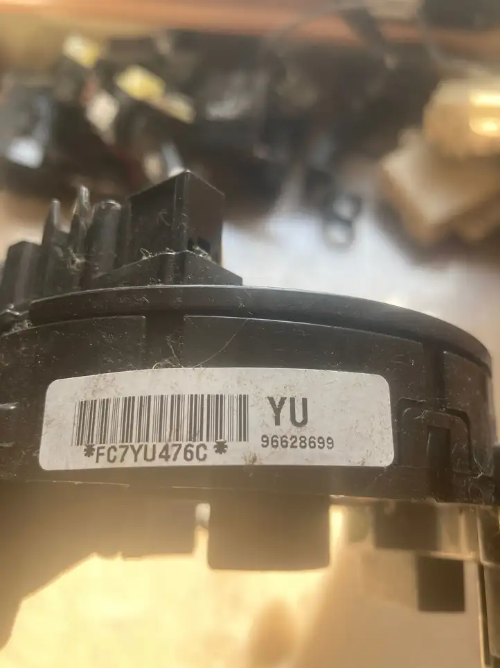 Chevrolet Captiva (2006 - 2011) 96628699 Контактное кольцо SRS — фото 2