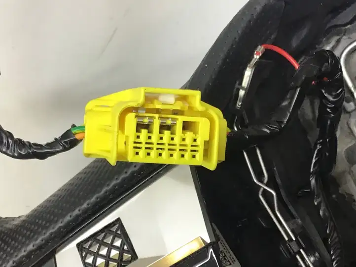 Citroen DS7 Crossback (2017 - )  98186253ZD Руль