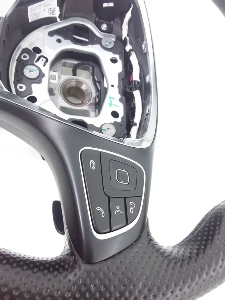 Mercedes-Benz E W213 (2016 - )  A0004607103 Руль