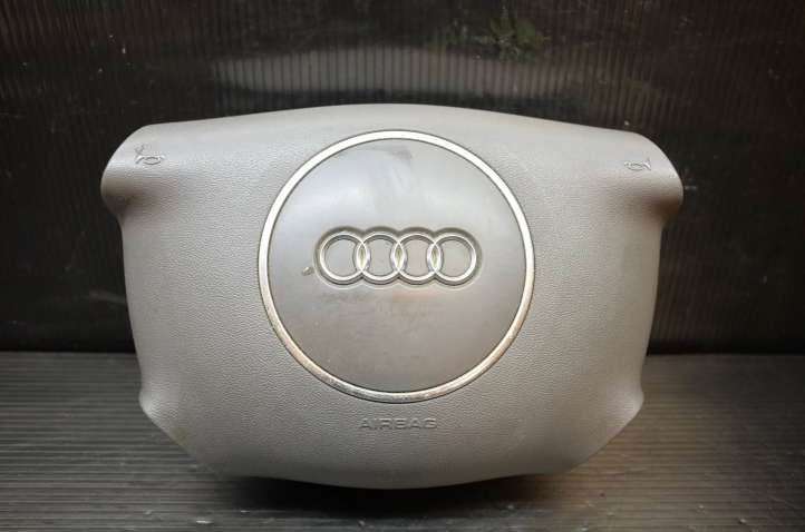 8P0880201 Audi A4 S4 B6 8E 8H Vairo oro pagalvė