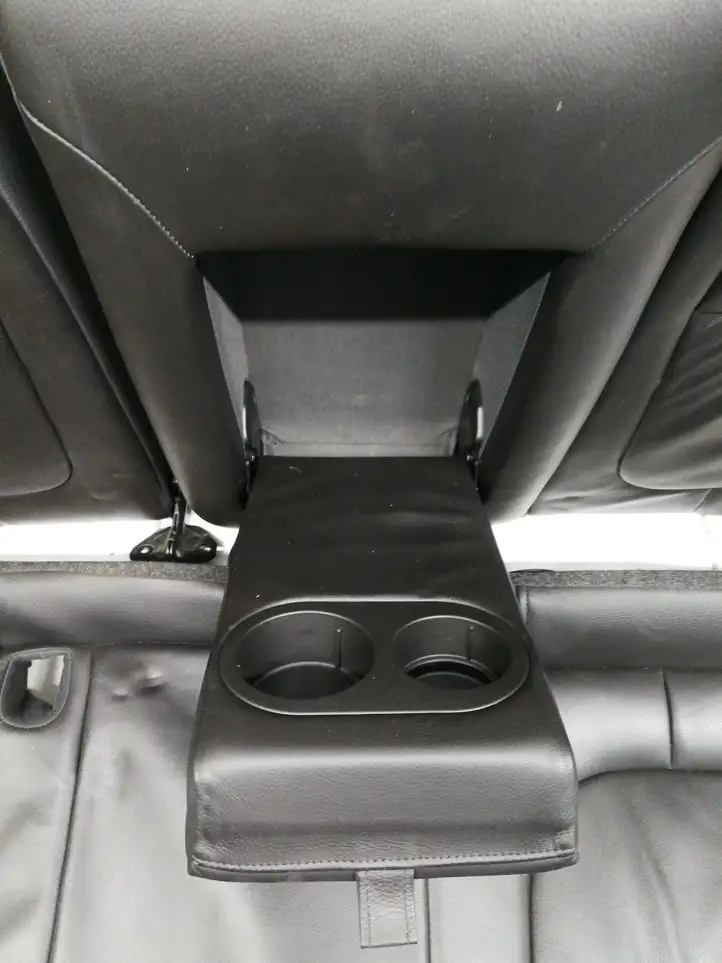 Jaguar XF X250 (2007 - 2015) 8X23C63840AA Заднее сиденье — фото 4