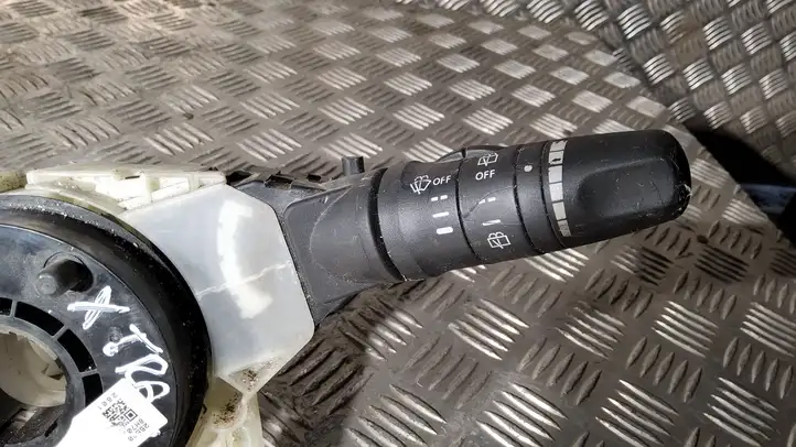 Nissan X-Trail T30 (2001 - 2007)  255608H707 Комплект ручек