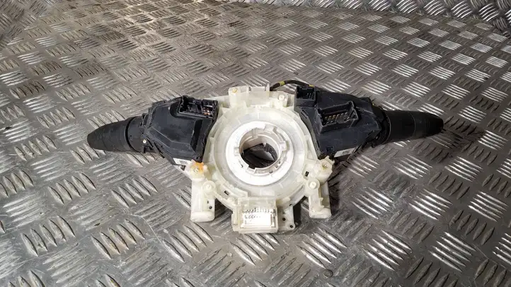 Nissan X-Trail T30 (2001 - 2007)  255608H707 Комплект ручек