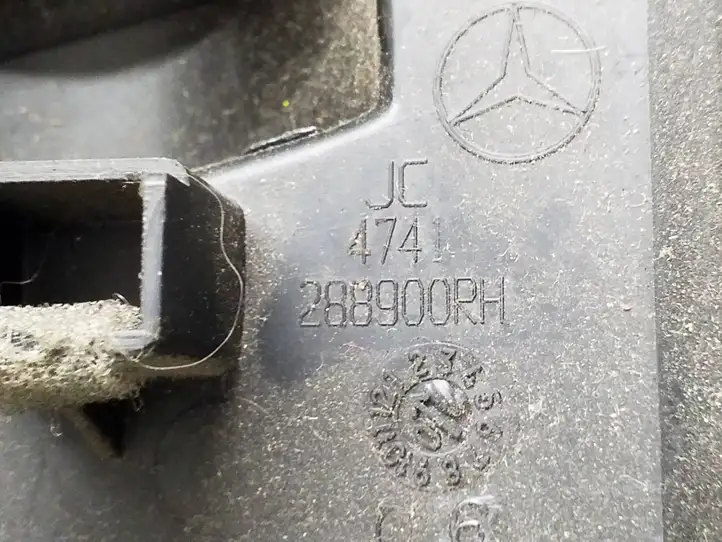 Mercedes-Benz R W251 (2005 - 2013) A2516907825 Верхняя обшивка стойки B — фото 5