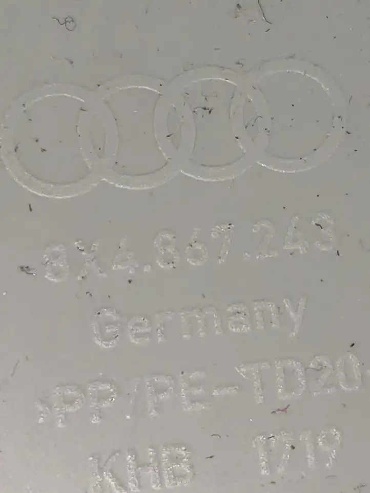 Audi A1 (2010 - 2014)  8X4867249 Отделка стойки (B) (верхняя)