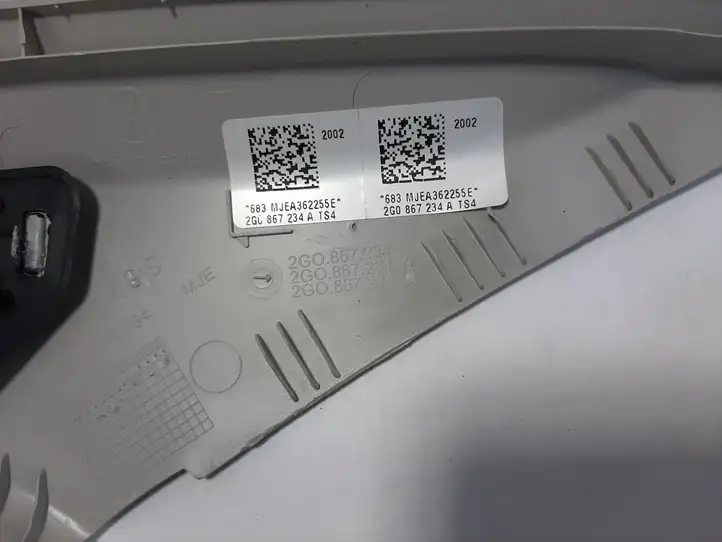 Volkswagen Polo VI (2015 - 2019) 2G0867234A Верхняя обшивка стойки B — фото 3
