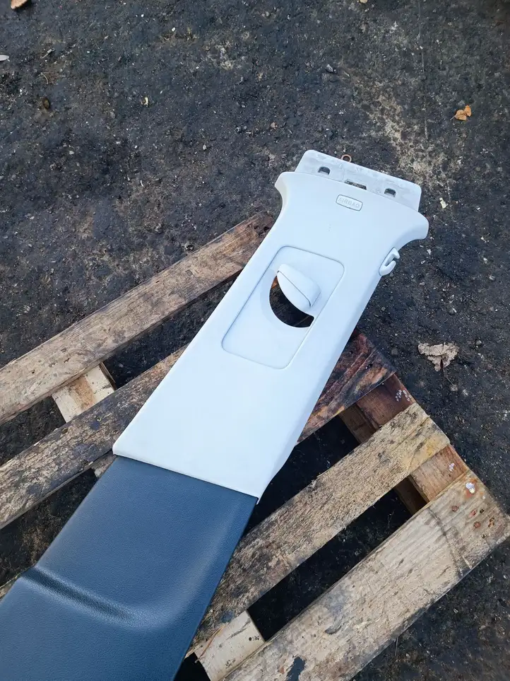 Volkswagen Tiguan (2007 - 2011)  5N0867292 Другая деталь отделки порогов/ стоек