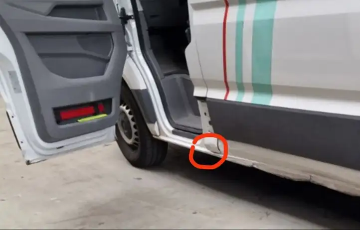 Volkswagen Crafter (2016 - ) 7C0853351 Наружная отделка переднего порога — фото 5