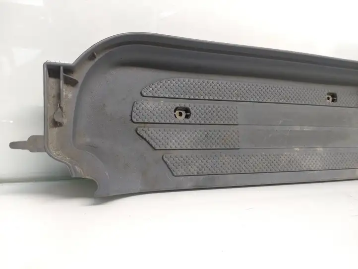 Mercedes-Benz Vito Viano W639 (2003 - 2010)  A6396860110 Отделка заднего порога (внутренняя)