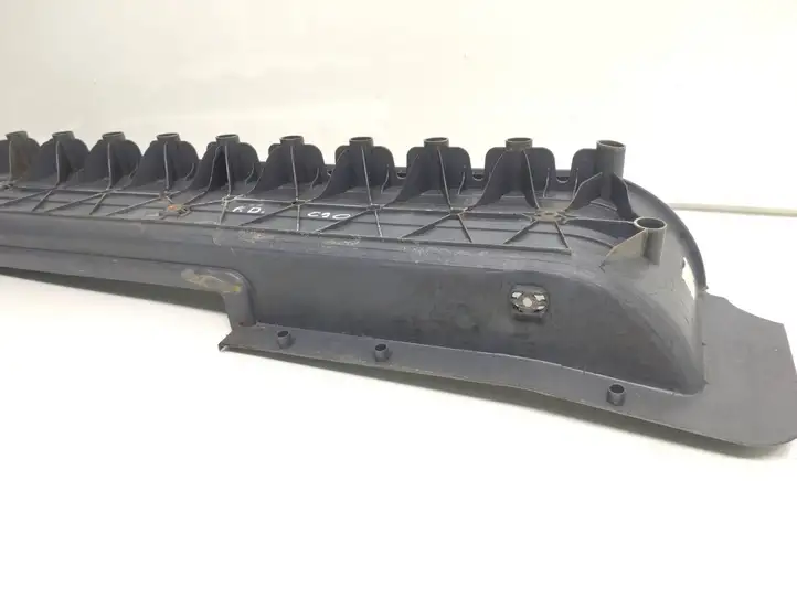 Mercedes-Benz Vito Viano W639 (2003 - 2010)  A6396860110 Отделка заднего порога (внутренняя)