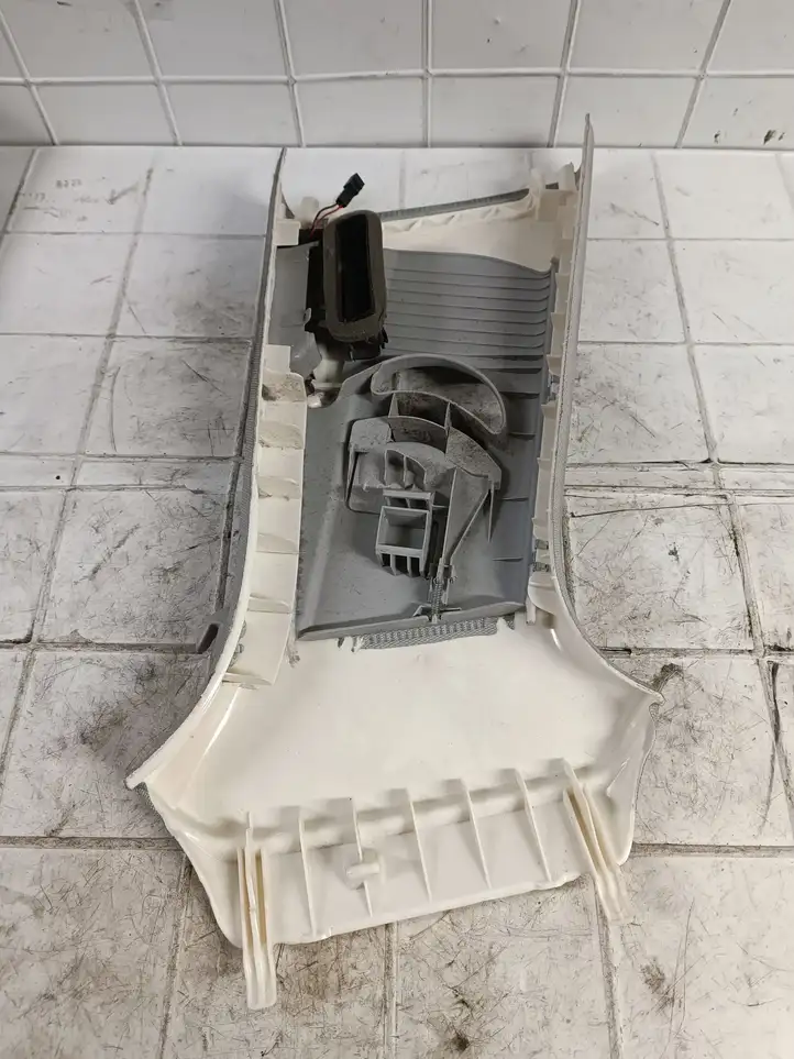 Audi A6 C7 (2011 - 2014) 4G0867243 Верхняя обшивка стойки B — фото 3