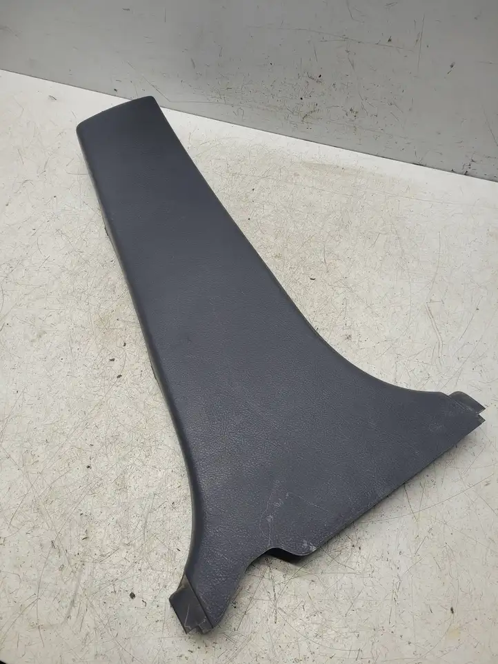 Toyota Avensis T250 (2003 - 2006) 6241305030 Нижняя обшивка стойки B — фото 1
