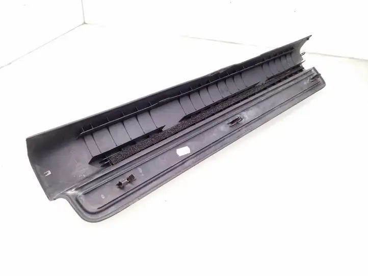 Toyota Avensis T250 (2006 - 2009) 6791305050 Внутренняя отделка переднего порога — фото 3