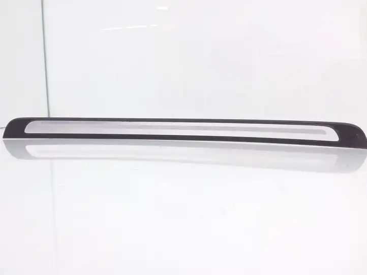 Audi A1 (2010 - 2014) 8X3853373A Внутренняя отделка переднего порога — фото 1