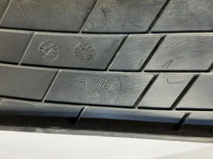 Volkswagen Polo VI (2015 - 2019) 2G1863483A Верхняя обшивка стойки B — фото 3