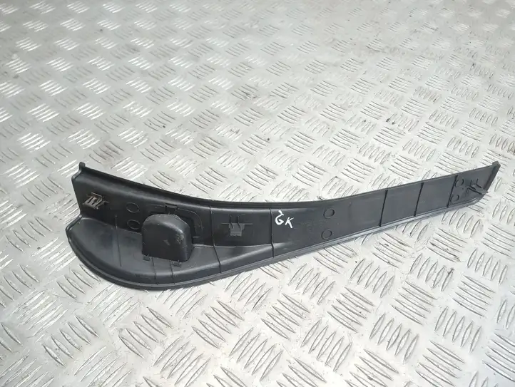Subaru Forester SH (2008 - 2013) 94061FG030 Внутренняя отделка заднего порога — фото 2