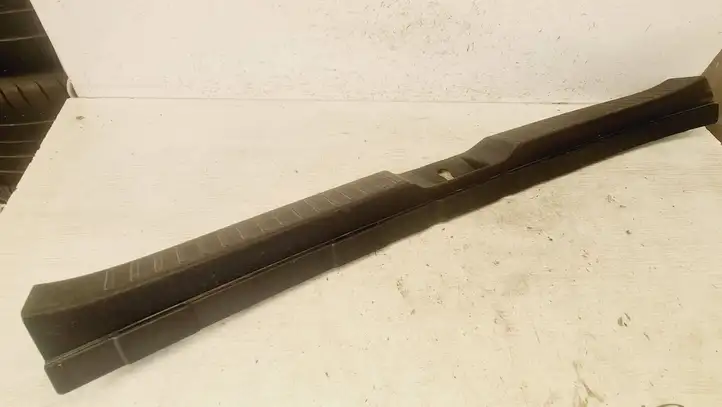 Toyota Corolla Verso AR10 (2004 - 2009) 647160F010 Внутренняя отделка заднего порога — фото 2